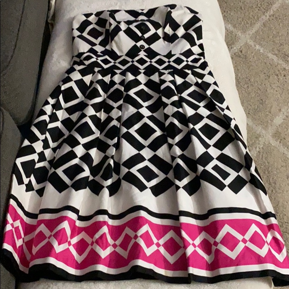 London Times size 6 strapless patterned dress